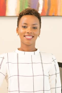 Entrepreneur Advice from Celine Uwineza / Surround .